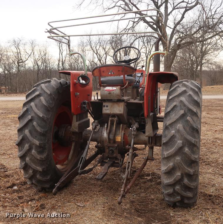 image for item DD5449 1966 Massey-Ferguson 180 tractor