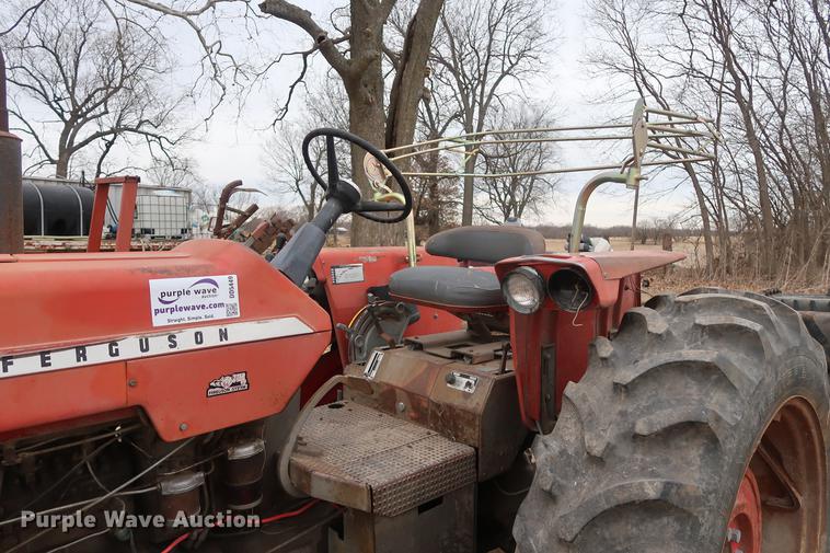 image for item DD5449 1966 Massey-Ferguson 180 tractor