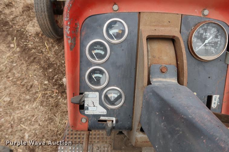 image for item DD5449 1966 Massey-Ferguson 180 tractor