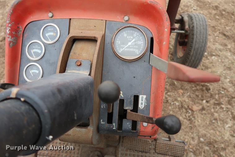 image for item DD5449 1966 Massey-Ferguson 180 tractor