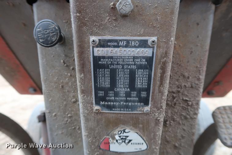 image for item DD5449 1966 Massey-Ferguson 180 tractor