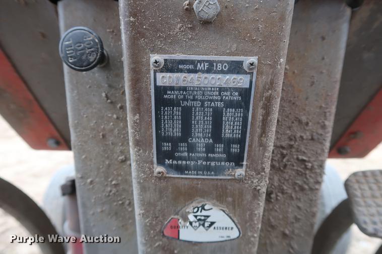 image for item DD5449 1966 Massey-Ferguson 180 tractor