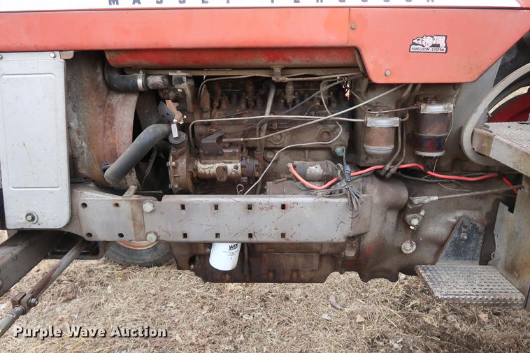 image for item DD5449 1966 Massey-Ferguson 180 tractor