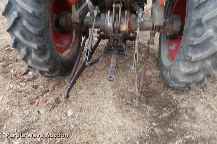 image for item DD5449 1966 Massey-Ferguson 180 tractor