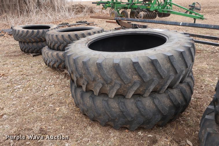 image for item DD5452 (4) Firestone tires