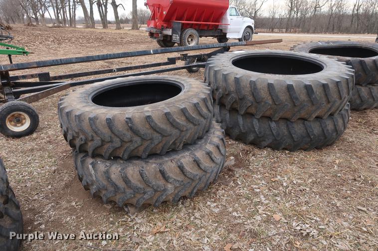 image for item DD5452 (4) Firestone tires