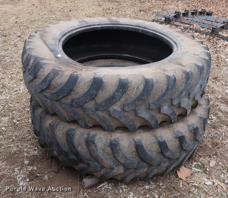 image for item DD5453 (4) Firestone tires