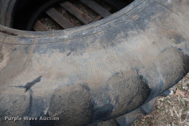 image for item DD5453 (4) Firestone tires