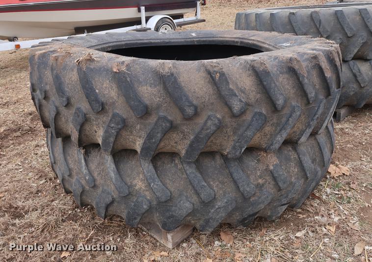 image for item DD5453 (4) Firestone tires