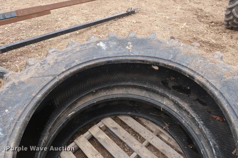 image for item DD5453 (4) Firestone tires