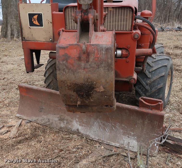 image for item DD5455 Ditch Witch 2300 trencher