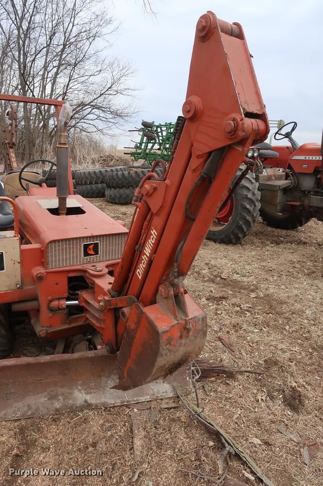 image for item DD5455 Ditch Witch 2300 trencher