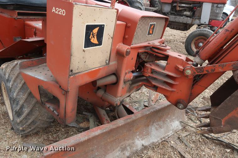 image for item DD5455 Ditch Witch 2300 trencher