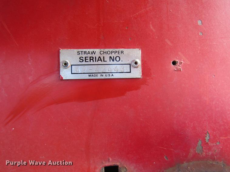 image for item DD8688 1984 White 8920 combine