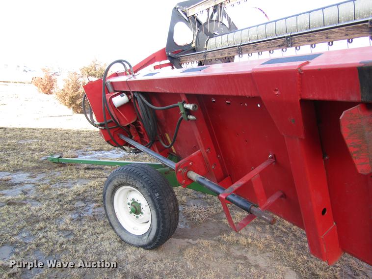 image for item DD8688 1984 White 8920 combine