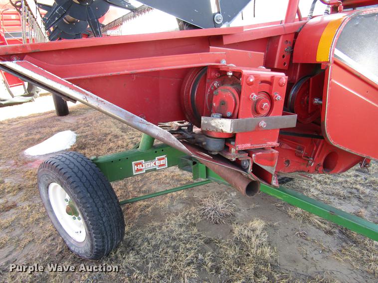 image for item DD8688 1984 White 8920 combine