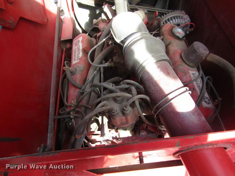 image for item DD8689 1974 White 7300 combine