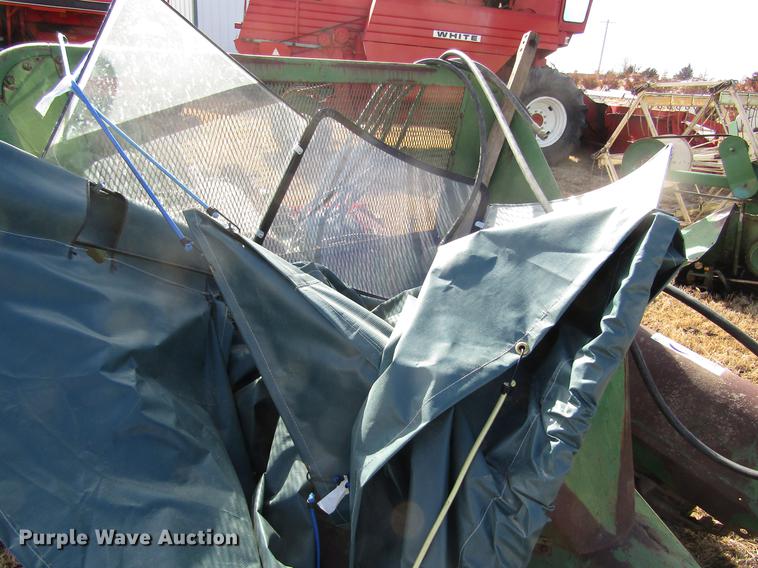 image for item DD8693 John Deere 205 head parts