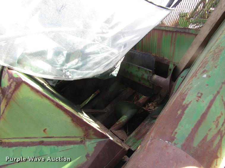 image for item DD8693 John Deere 205 head parts