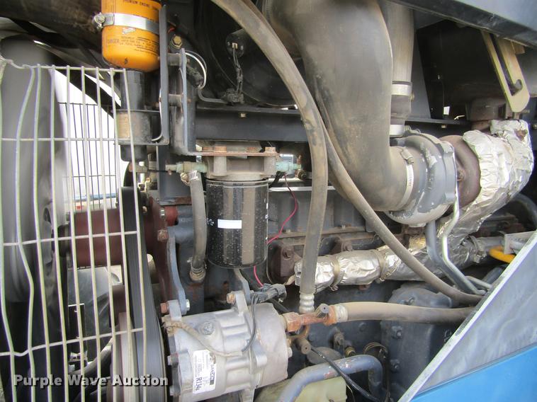 image for item DE6591 1994 Ford New Holland 8870 MFWD tractor