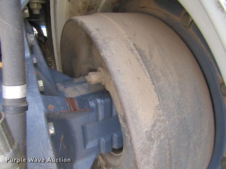 image for item DE6591 1994 Ford New Holland 8870 MFWD tractor