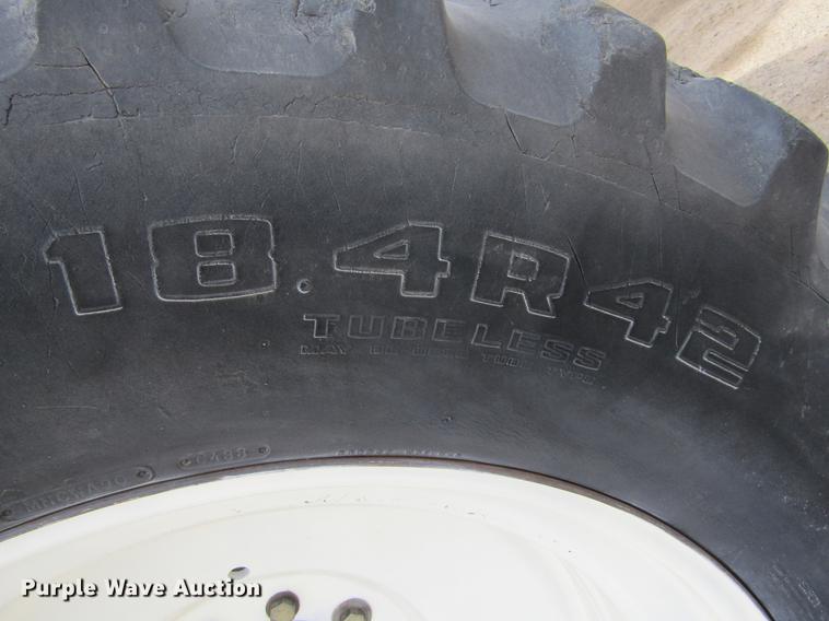 image for item DE6591 1994 Ford New Holland 8870 MFWD tractor