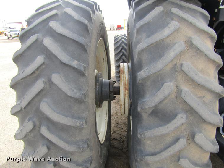 image for item DE6591 1994 Ford New Holland 8870 MFWD tractor