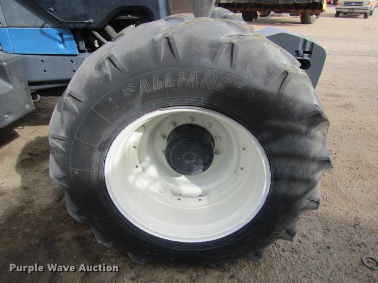 image for item DE6591 1994 Ford New Holland 8870 MFWD tractor