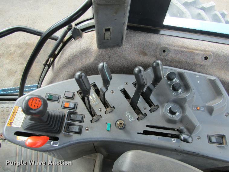 image for item DE6591 1994 Ford New Holland 8870 MFWD tractor