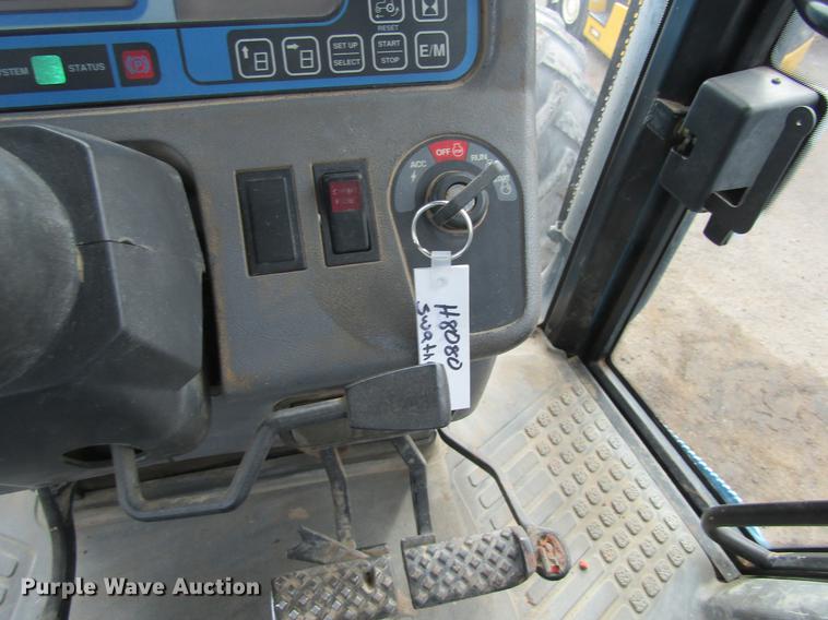 image for item DE6591 1994 Ford New Holland 8870 MFWD tractor