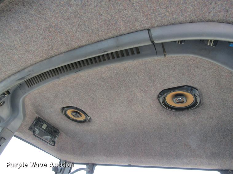 image for item DE6591 1994 Ford New Holland 8870 MFWD tractor