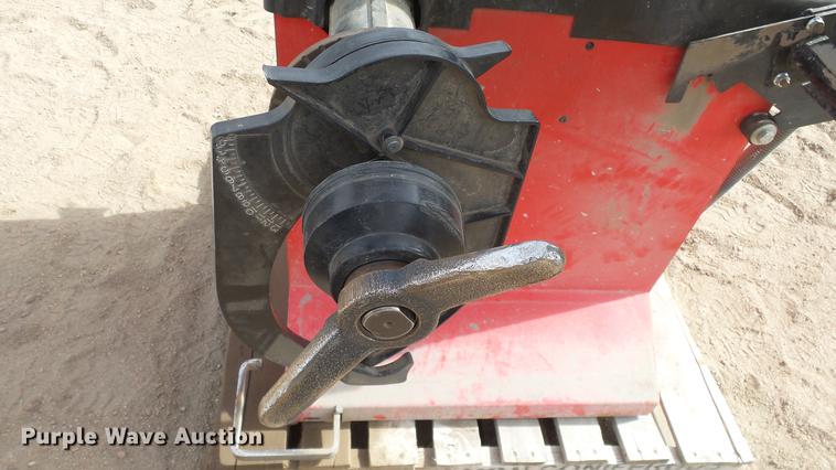 image for item DE9738 Hunter DSP9500 tire balancer