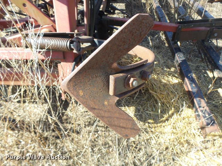 image for item DF9475 Case 4800 field cultivator