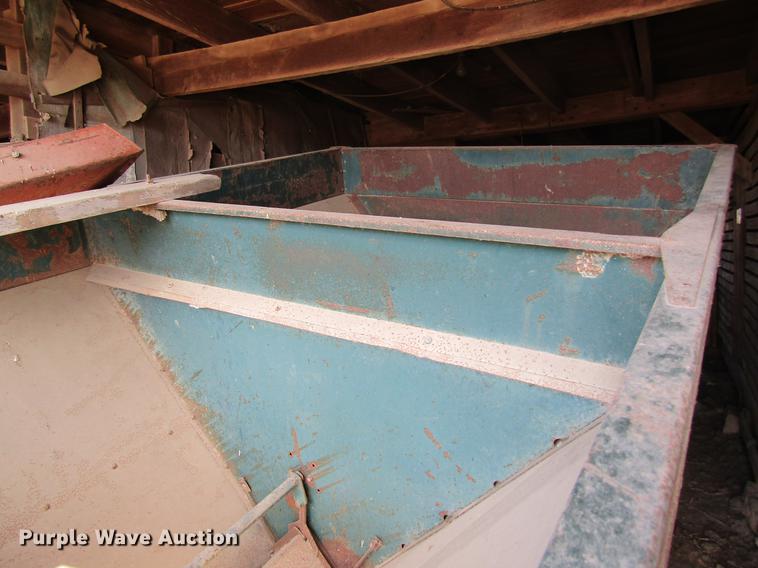 image for item DF9478 Grain-O-Vator feed mixer