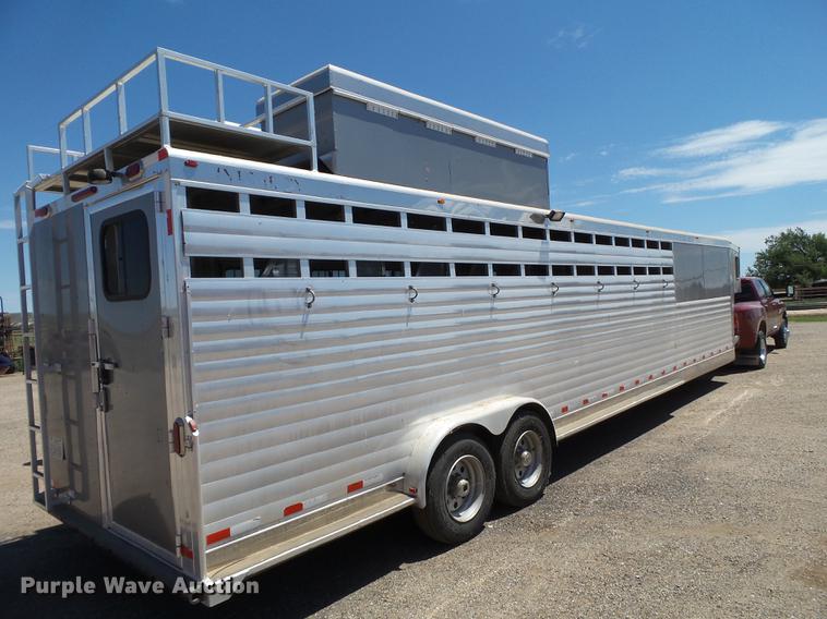image for item DL9119 2008 Integrity horse trailer