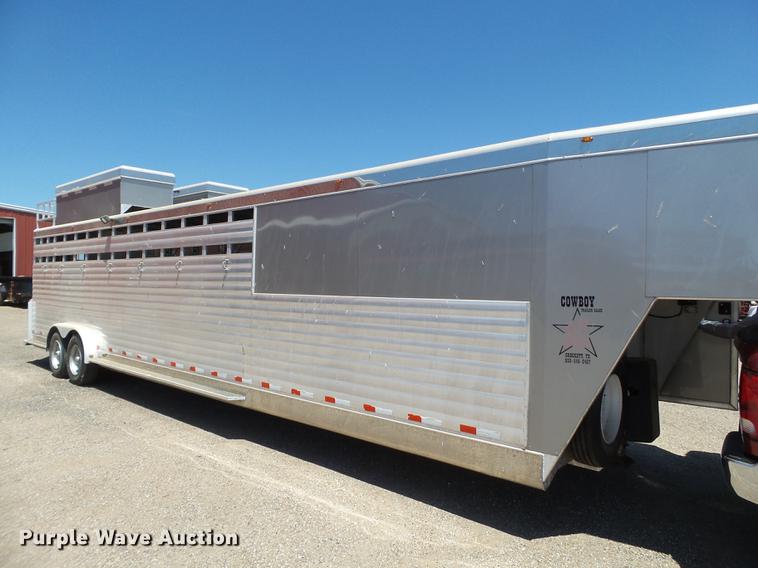 image for item DL9119 2008 Integrity horse trailer