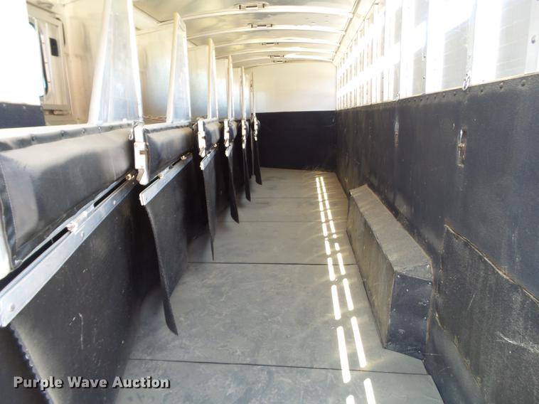 image for item DL9119 2008 Integrity horse trailer