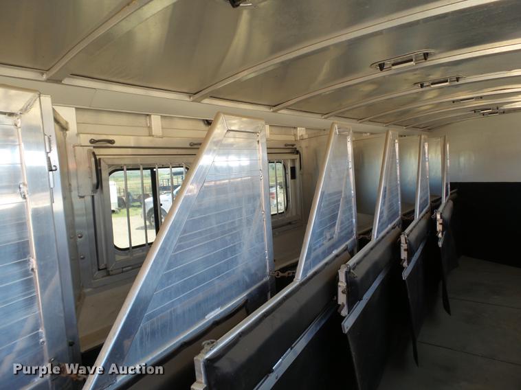 image for item DL9119 2008 Integrity horse trailer