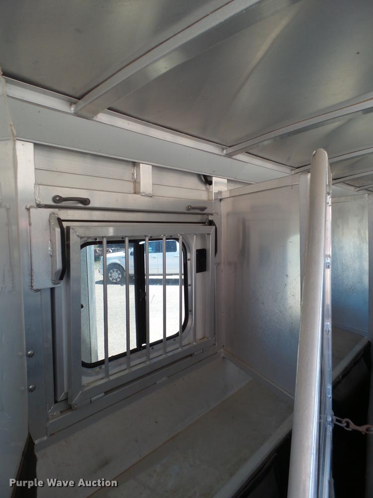 image for item DL9119 2008 Integrity horse trailer