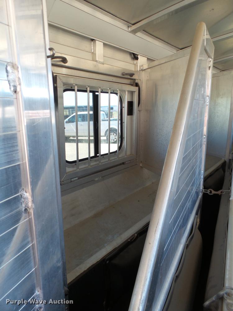 image for item DL9119 2008 Integrity horse trailer