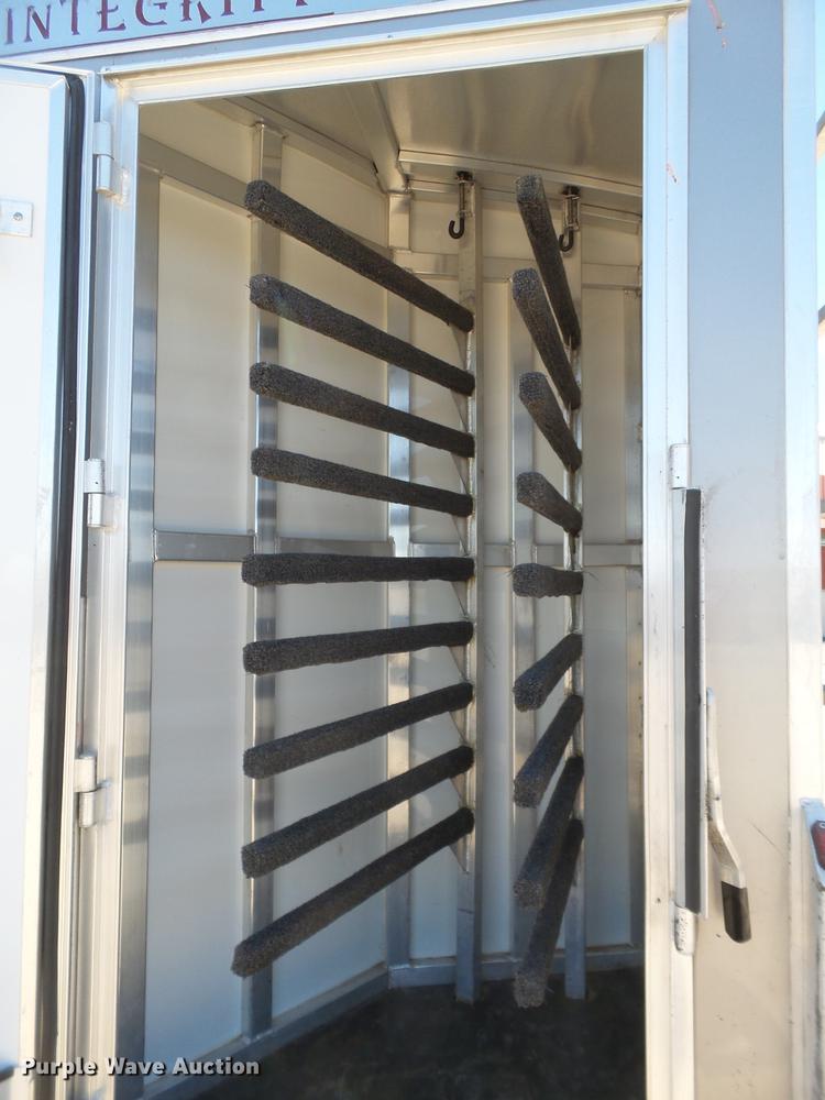 image for item DL9119 2008 Integrity horse trailer