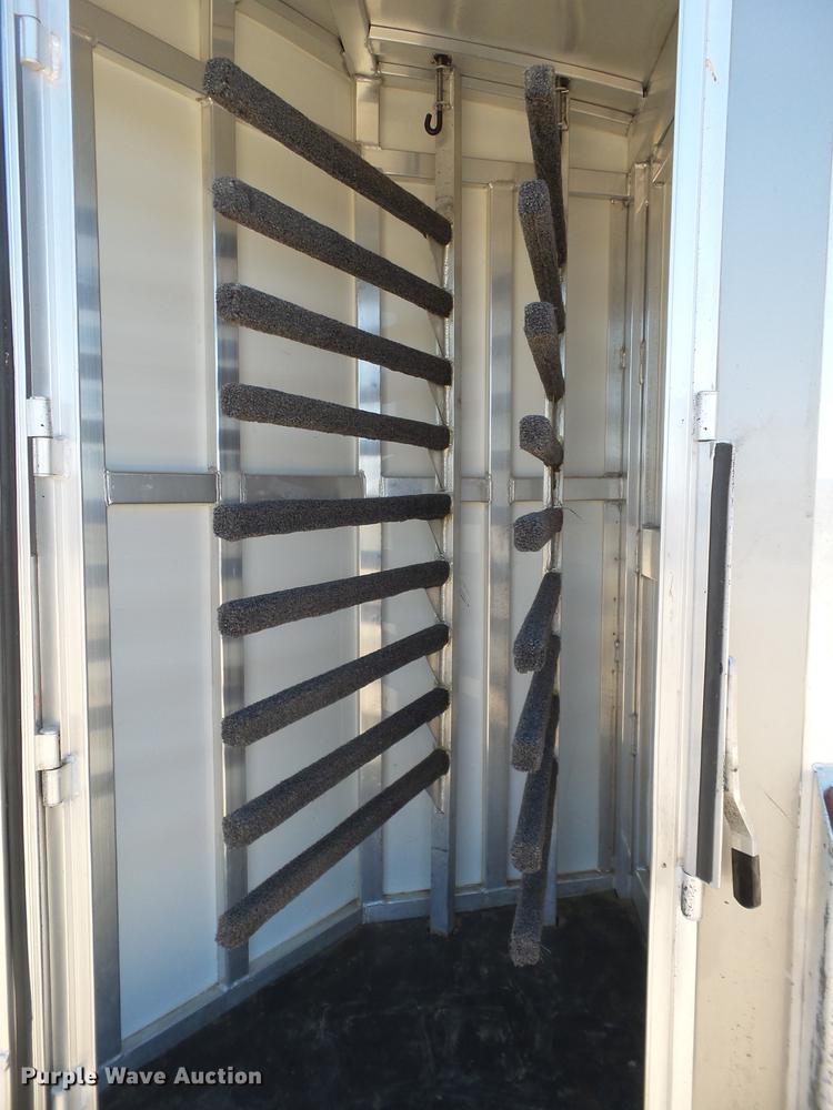 image for item DL9119 2008 Integrity horse trailer