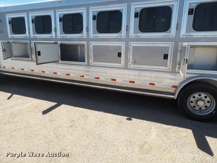 image for item DL9119 2008 Integrity horse trailer