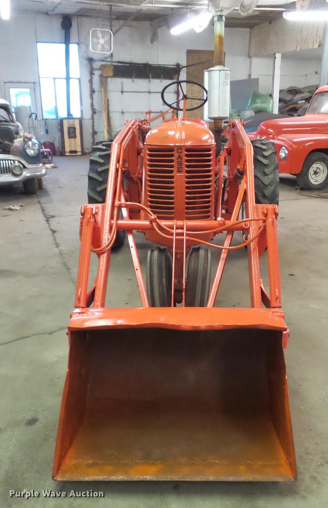image for item DZ9220 1951 Case VAC tractor