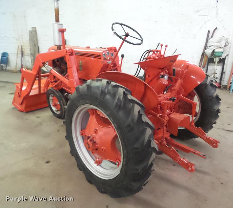 image for item DZ9220 1951 Case VAC tractor