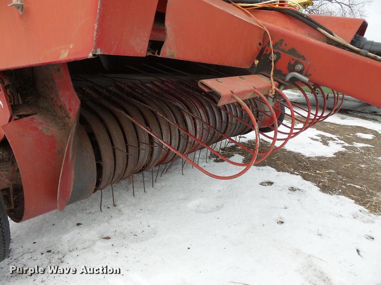 image for item EA9694 1994 Case IH 8480 round baler