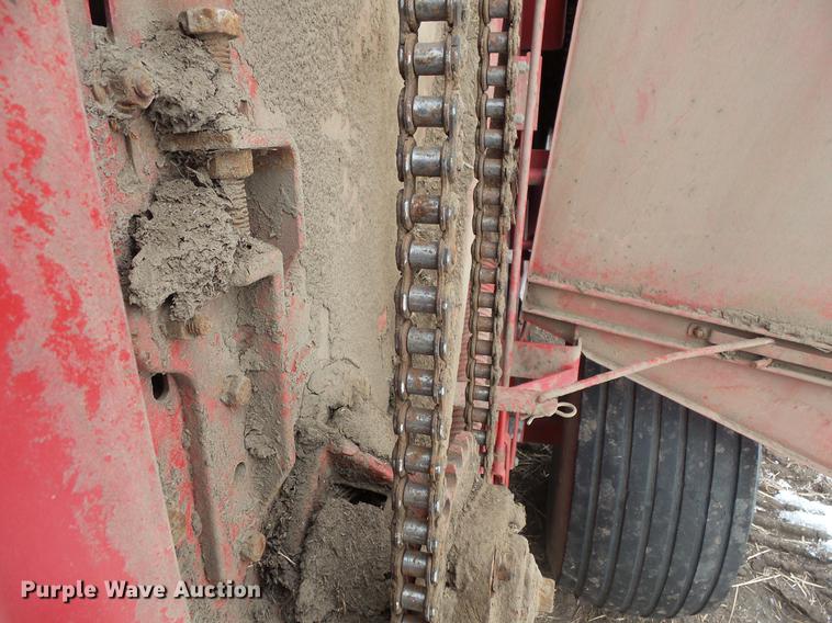 image for item EA9694 1994 Case IH 8480 round baler