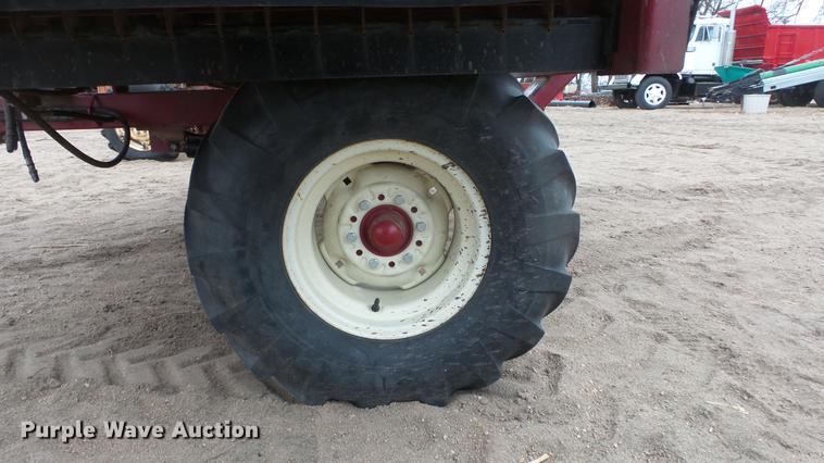 image for item EA9755 Boss Two bale processor