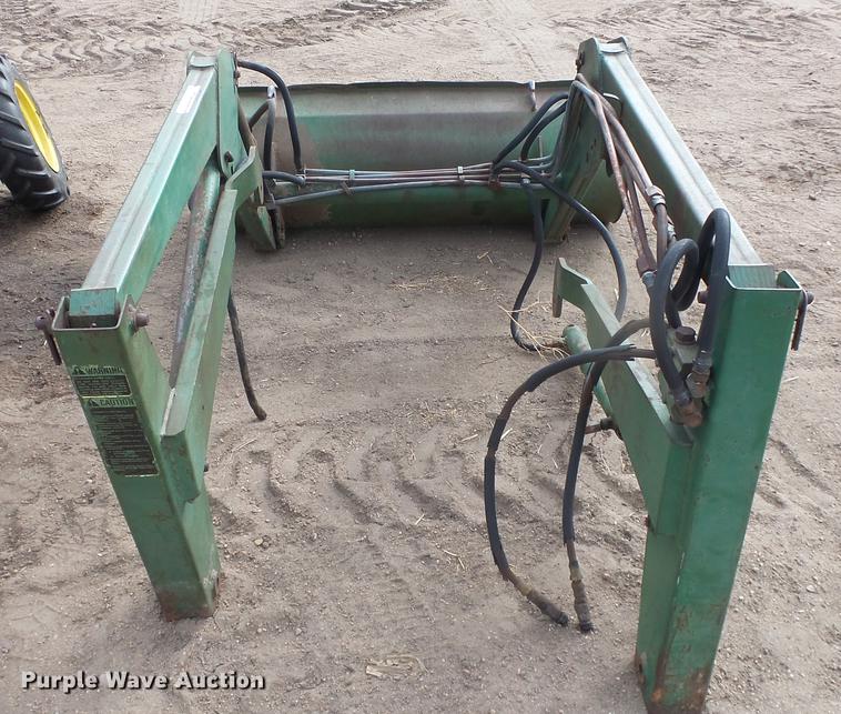 image for item EA9767 John Deere 67 loader