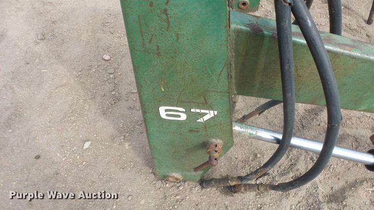 image for item EA9767 John Deere 67 loader